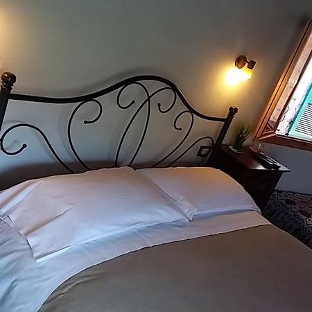 אפריקלה B&B Da Giua' מראה חיצוני תמונה