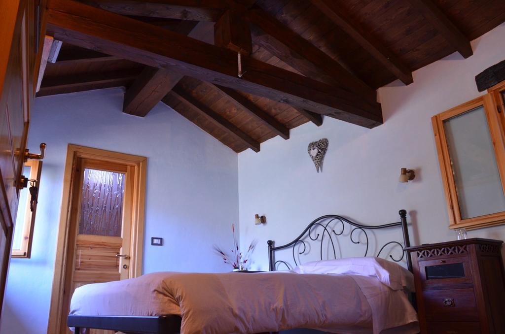אפריקלה B&B Da Giua' מראה חיצוני תמונה